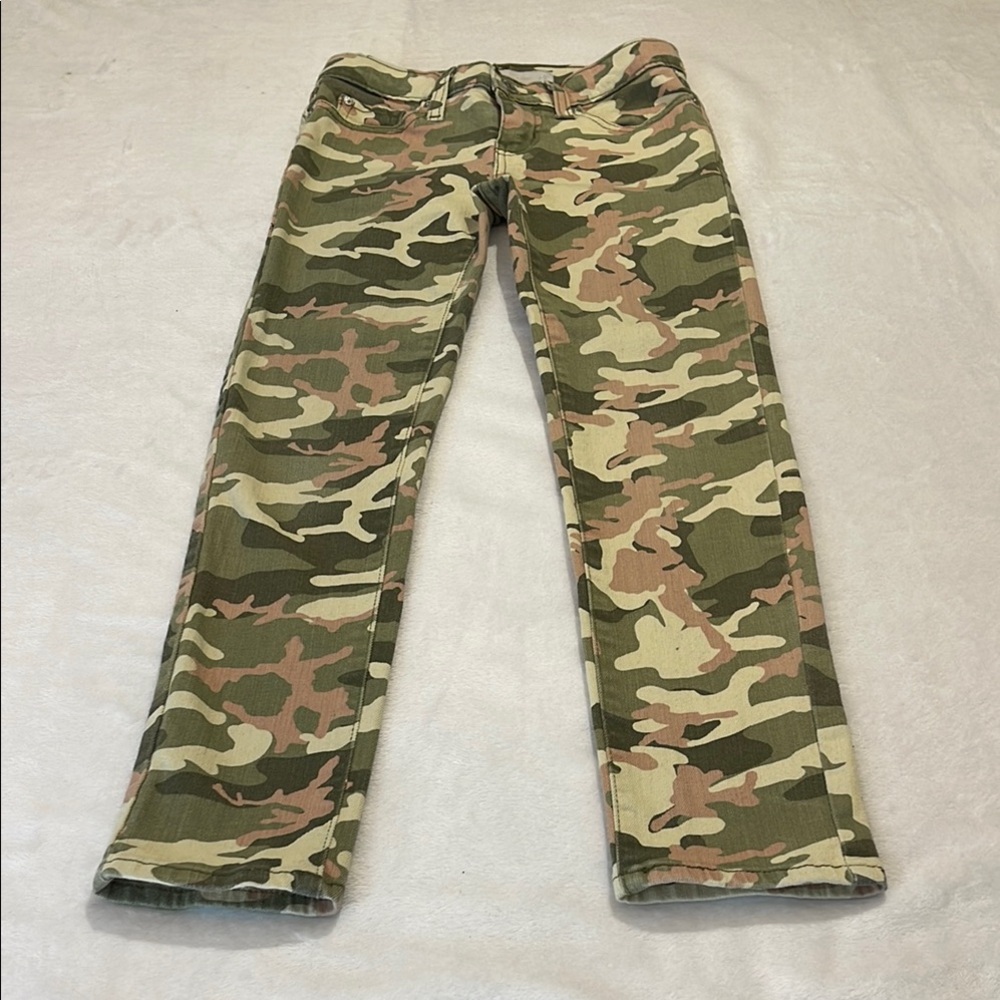 SIGNATURE BY LEVIS STRAUSS GIRLS SKINNY SIZE 10 Camouflage Patterned Pan…